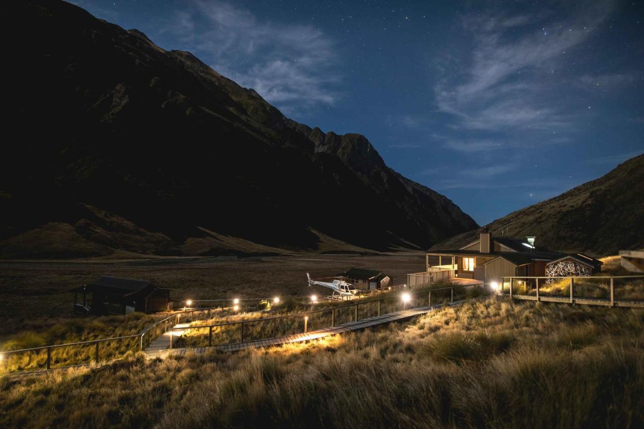 Minaret Station Alpine Lodge Уанака Екстериор снимка